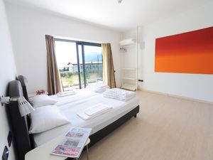 23380736-Ferienwohnung-6-Malcesine-300x225-2