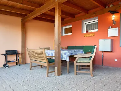 Photo, INSIDE, OUTSIDE