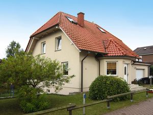 23290717-Ferienwohnung-4-Malchow-300x225-0