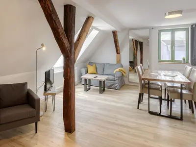 Ferienwohnung City Suite Blick in den offenen Wohnbereich