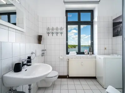 Ferienwohnung SeaLove in Malchow Blick in das Badezimmer