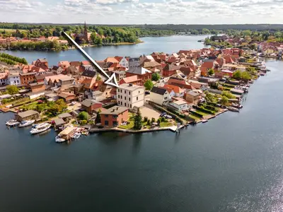 Ferienwohnung InselLiebe in Malchow Drohnenaufnahme von Haus und Umgebung