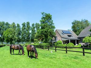 19339191-Ferienwohnung-4-Maldegem-300x225-5