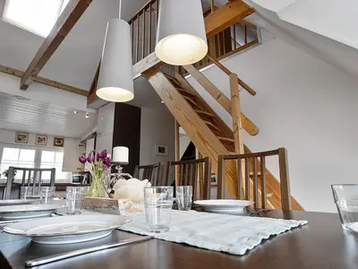 blick_in_sitz_kchenbereich