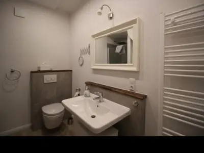 Badezimmer mit Handtuchheizung