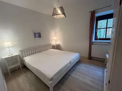 2. Schlafzimmer