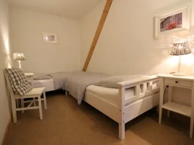 2. Schlafzimmer