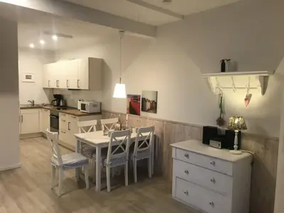 Küche und Essbereich