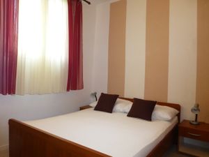 23932527-Ferienwohnung-4-Mali Iž-300x225-5