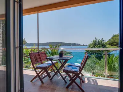 Ferienwohnung für 3 Personen (70 m²) in Mali Lošinj 1/10