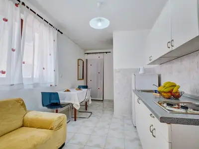 Ferienwohnung für 3 Personen in Mali Lošinj 4/9