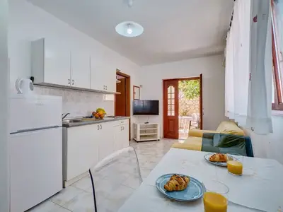 Ferienwohnung für 3 Personen in Mali Lošinj 5/9