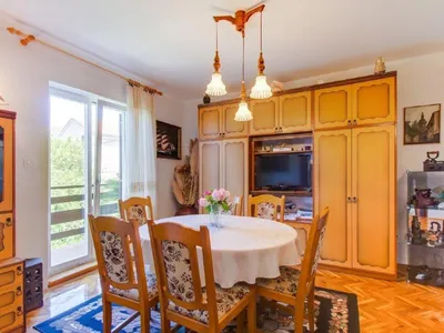DiningRoom
