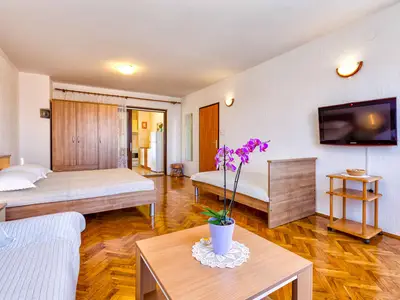 Ferienwohnung für 3 Personen (65 m²) in Mali Lošinj 10/10