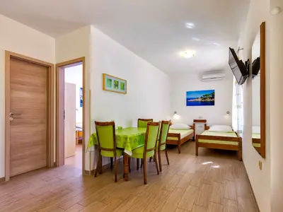 Ferienwohnung für 4 Personen (46 m²) in Mali Lošinj 4/10