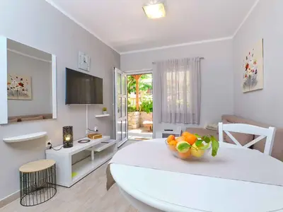 Ferienwohnung für 2 Personen (36 m²) in Mali Lošinj 9/10