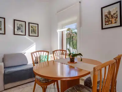 Ferienwohnung für 2 Personen (30 m²) in Mali Lošinj 2/10