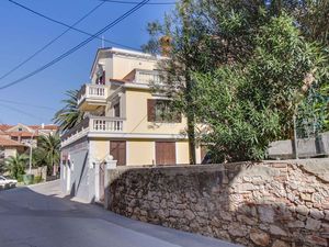 23779543-Ferienwohnung-2-Mali Lošinj-300x225-4