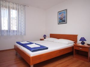 18688613-Ferienwohnung-2-Mali Lošinj-300x225-3