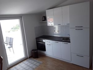 22808909-Ferienwohnung-4-Mali Lošinj-300x225-4