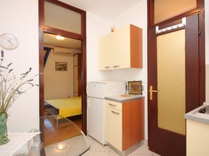 18780895-Ferienwohnung-2-Mali Lošinj-300x225-4