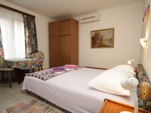 19050835-Ferienwohnung-2-Mali Lošinj-300x225-4