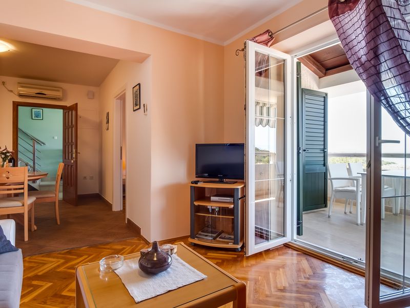 19128238-Ferienwohnung-5-Mali Lošinj-800x600-1