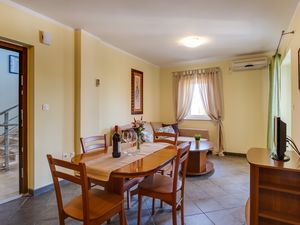 19126938-Ferienwohnung-5-Mali Lošinj-300x225-3