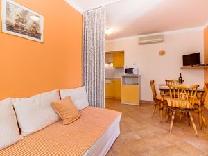 19126122-Ferienwohnung-2-Mali Lošinj-300x225-2