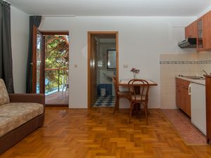 19378712-Ferienwohnung-3-Mali Lošinj-300x225-1