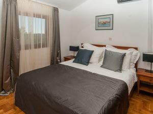 19378709-Ferienwohnung-3-Mali Lošinj-300x225-4