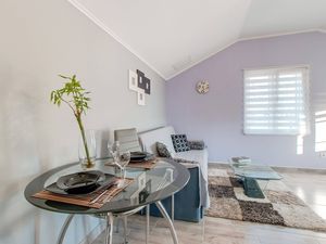 21759363-Ferienwohnung-4-Mali Lošinj-300x225-3