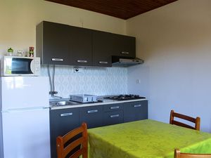 22067445-Ferienwohnung-3-Mali Lošinj-300x225-3