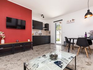 22640707-Ferienwohnung-3-Mali Lošinj-300x225-2