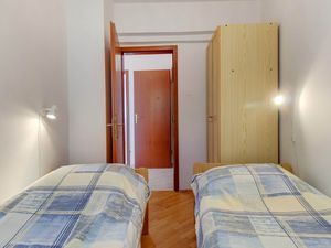 23458536-Ferienwohnung-4-Mali Lošinj-300x225-4