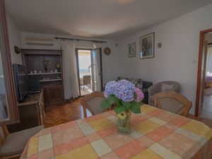 23661124-Ferienwohnung-5-Mali Lošinj-300x225-3