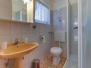 23663764-Ferienwohnung-2-Mali Lošinj-300x225-5