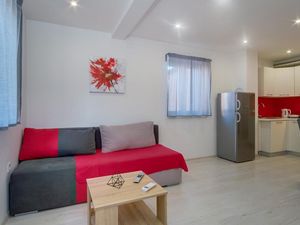 24000411-Ferienwohnung-6-Mali Lošinj-300x225-1