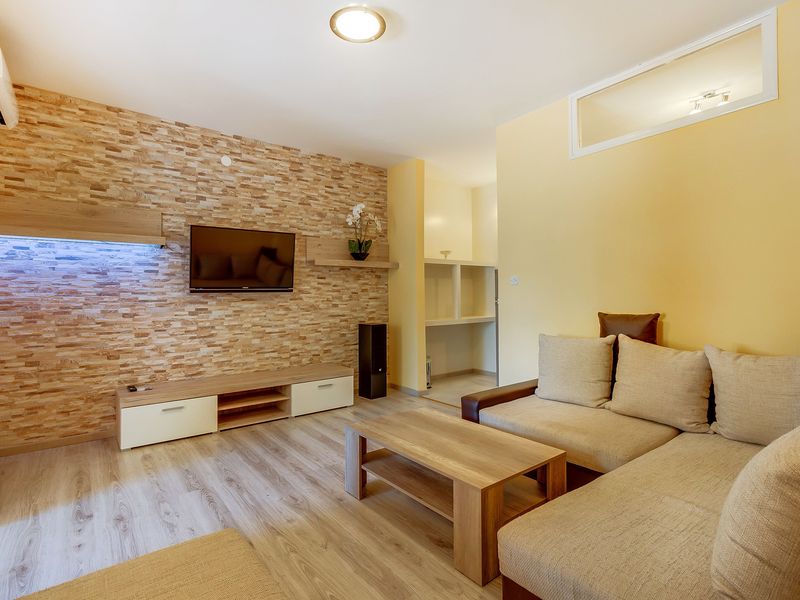 23927383-Ferienwohnung-2-Mali Lošinj-800x600-2