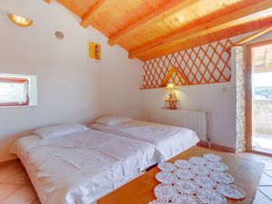 23932141-Ferienwohnung-4-Mali Lošinj-300x225-1