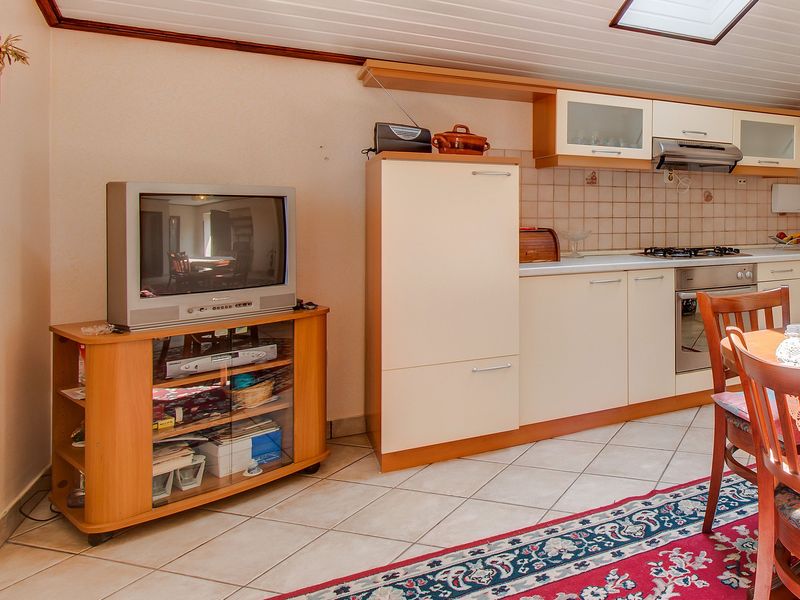 23932166-Ferienwohnung-3-Mali Lošinj-800x600-2