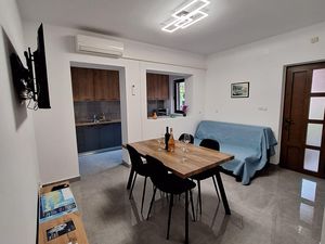 19127964-Ferienwohnung-4-Mali Lošinj-300x225-1