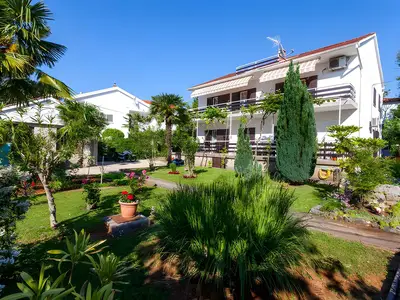 Ferienwohnung für 7 Personen (110 m²) in Malinska 1/10