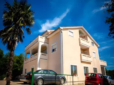 Ferienwohnung für 5 Personen (70 m²) in Malinska 1/10
