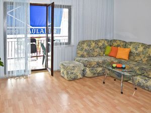 22453213-Ferienwohnung-8-Malinska-300x225-1