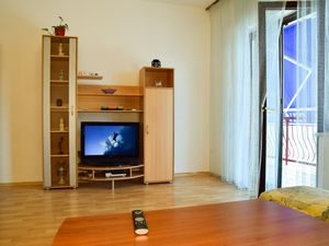 22453213-Ferienwohnung-8-Malinska-300x225-2