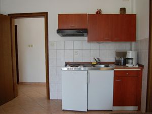 22920841-Ferienwohnung-2-Malinska-300x225-1