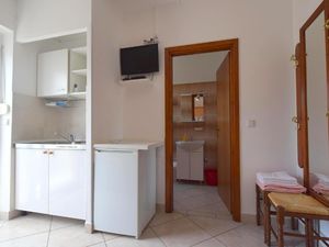 18494833-Ferienwohnung-2-Malinska-300x225-2