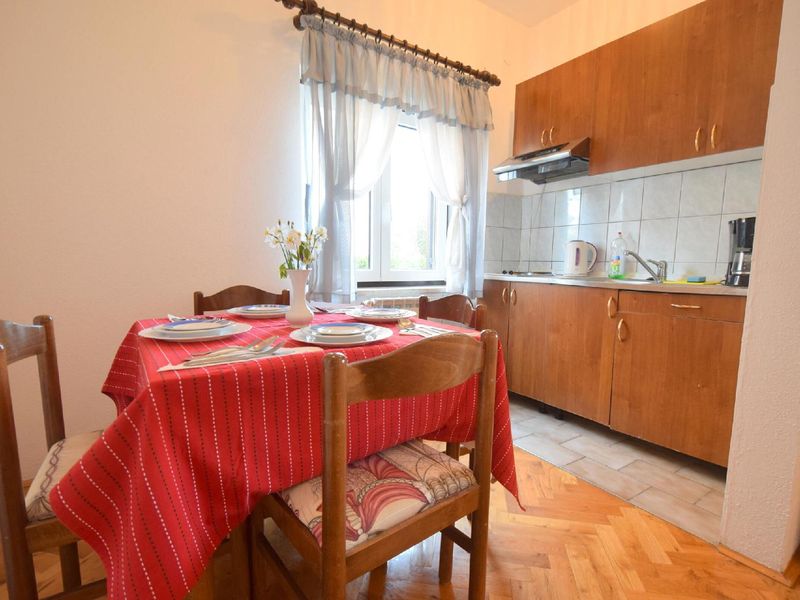 5523462-Ferienwohnung-4-Malinska-800x600-2