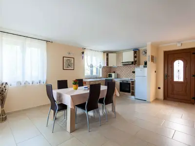 Ferienwohnung für 4 Personen (72 m²) in Porat 8/10